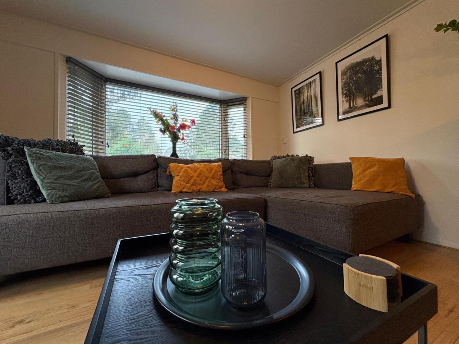 Heerlijk Chalet Midden In De Natuur Putten Eksteriør billede